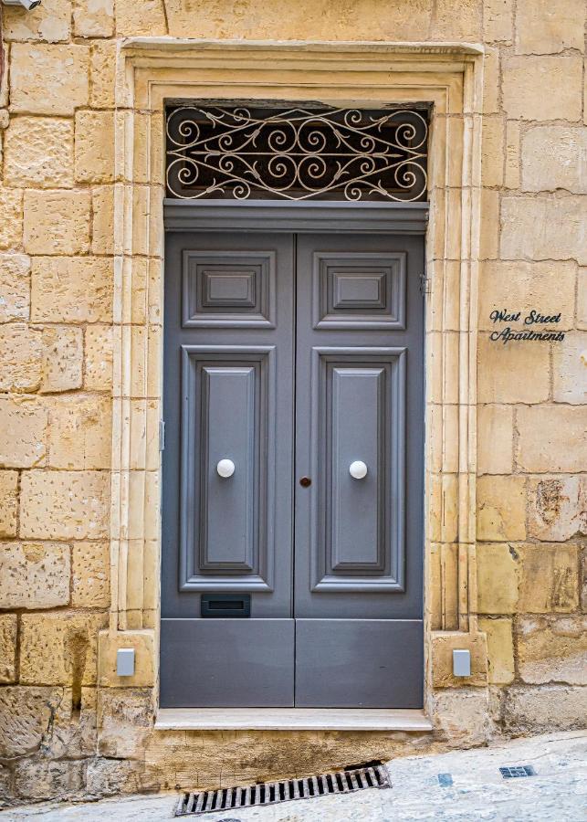 Moon Stone Apartment Valletta Luaran gambar