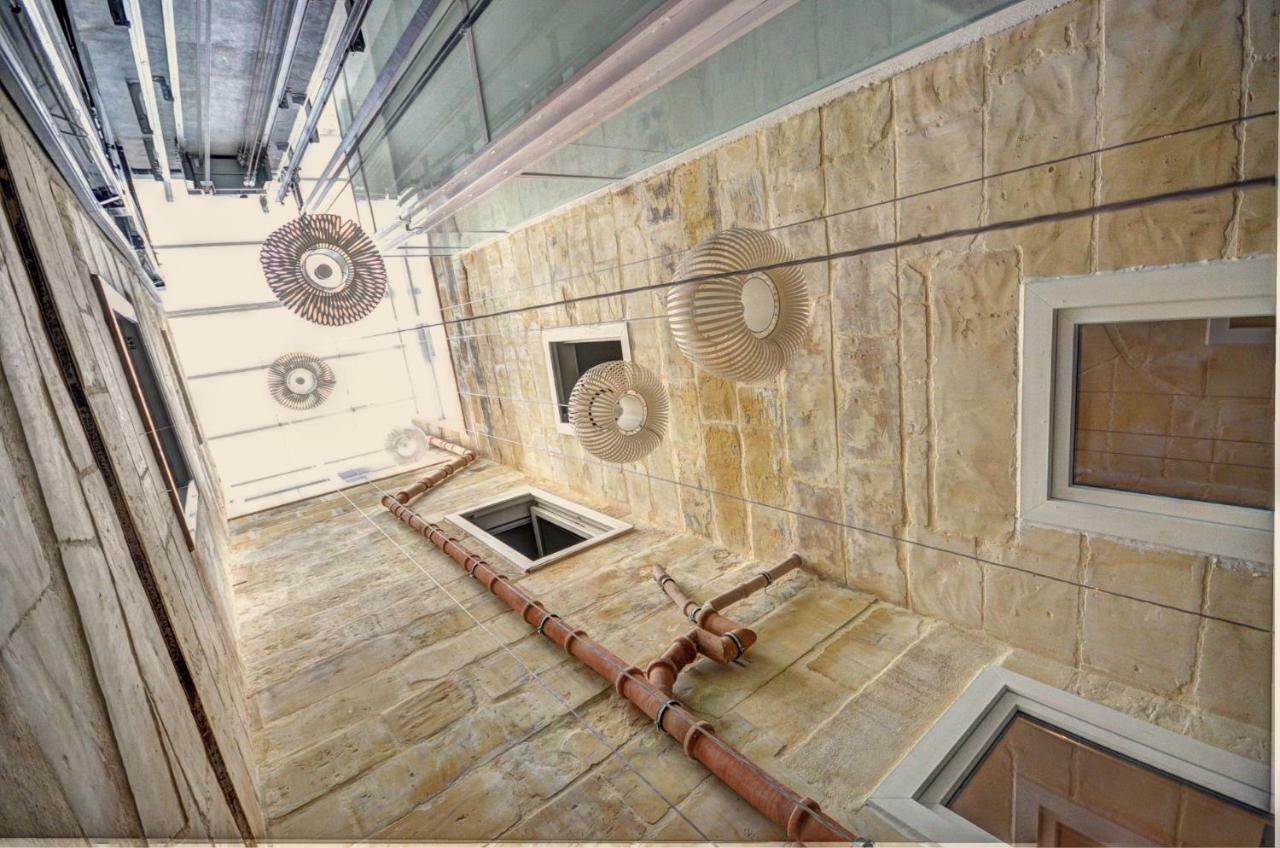 Moon Stone Apartment Valletta Luaran gambar